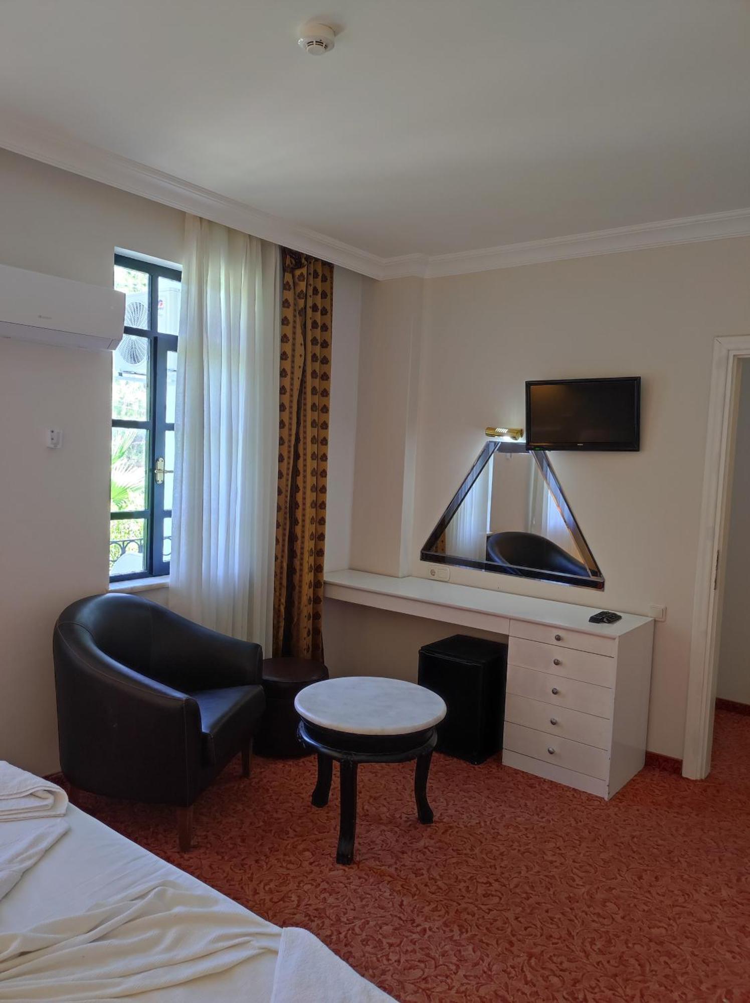 Green Valley Boutique Hotel & Spa Restourant アンタルヤ エクステリア 写真